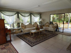 Гостиница Fern Forest Getaway  Вулкан